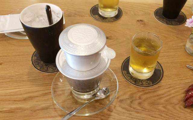 Tỷ Muội Cafe