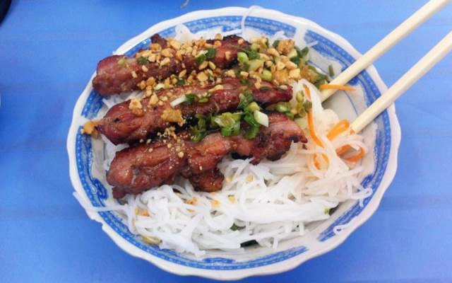 Quán Ăn Út Đời - Bún Thịt Nướng - Tây Thạnh