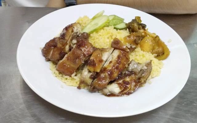 Quán Ăn Vân - Cơm Gà Xối Mỡ