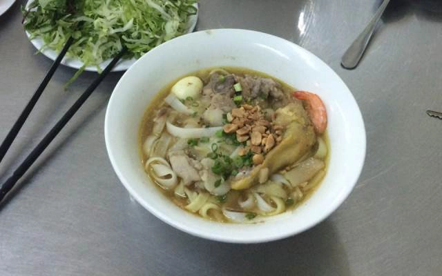 Quán Ăn Vân - Mì Quảng & Bún Riêu