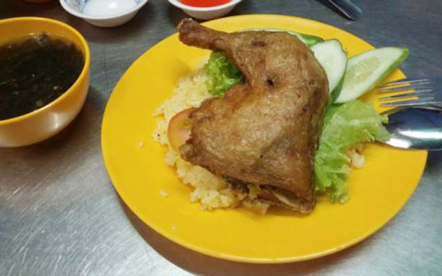 Quán Ăn Vân Ngọc - Cơm Chiên Gà Xối Mỡ