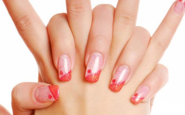 Vẽ Móng Nghệ Thuật - Hoa Lâm