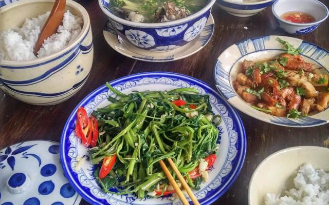Quán Ăn Về Nhà Có Cơm (Bếp Hên)