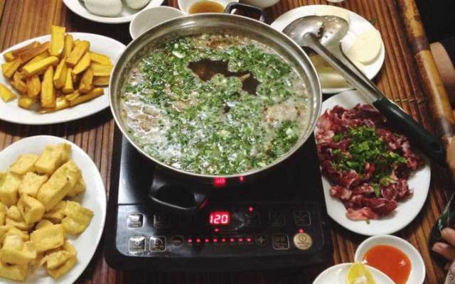Quán Ăn Viễn Đông Quán - Cơm Quê & Lẩu Cua Đồng