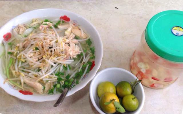 Quán Ăn Việt Tiến Quán - Bún, Phở, Sinh Tố Các Loại