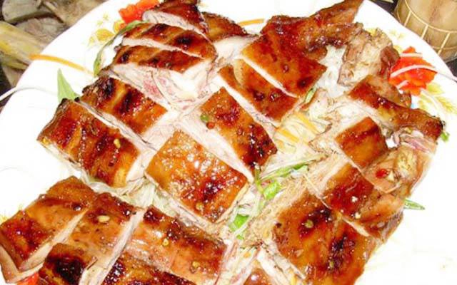 Quán Ăn Vịt Cầu Dứa - Quốc Lộ 1A