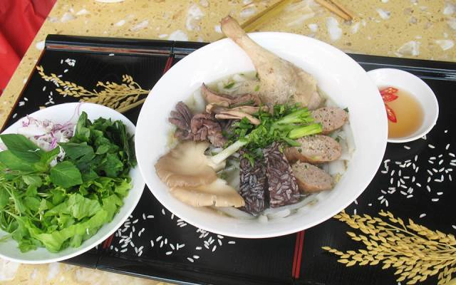 Quán Ăn Vịt Chạy Đồng - Bánh Canh Vịt Cái Bè