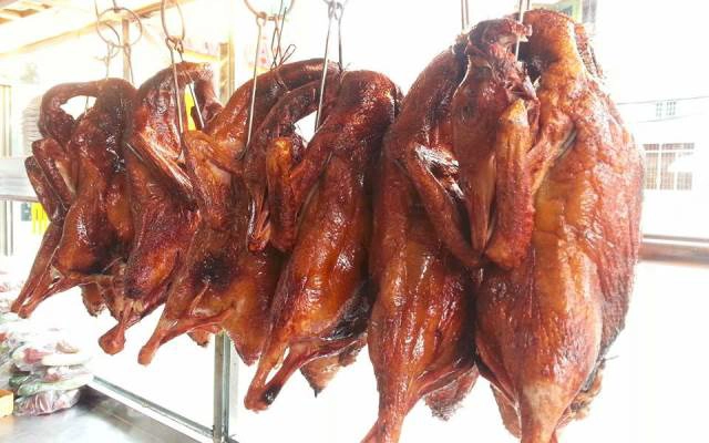 Quán Ăn Vịt Nướng Lu 5 Vân - Chuông Tre