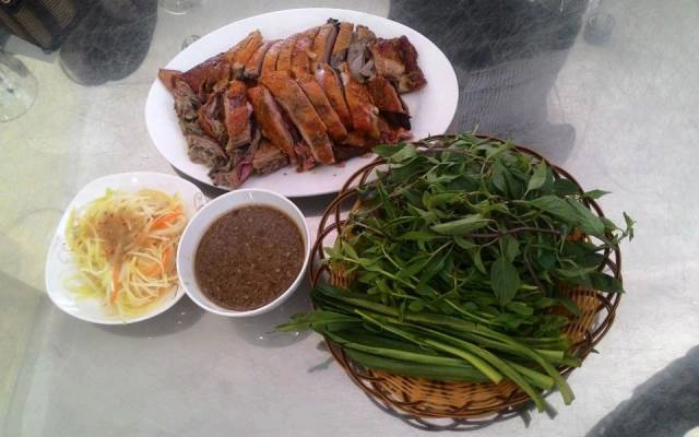 Quán Ăn Vịt Quay Hùng Trang