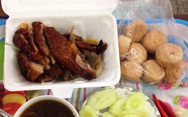 Quán Ăn Vịt Quay Phát Thành