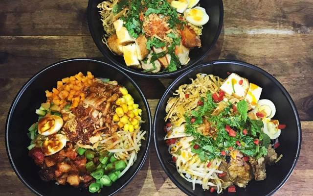 Quán Ăn Vua Trộn Hà Nội - Các Món Trộn