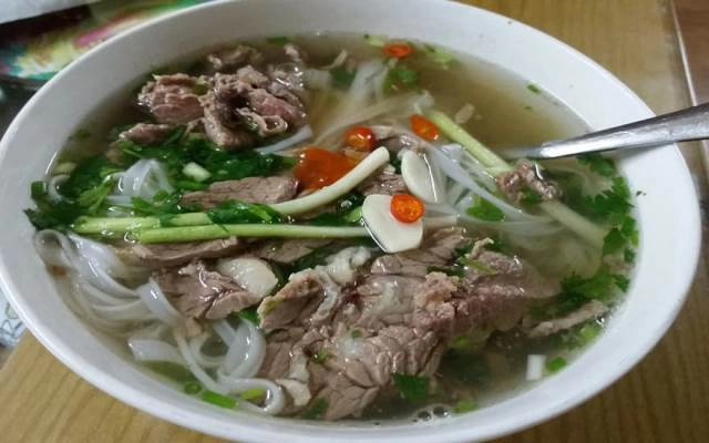 Quán Ăn Vượng Râu - Phở Bò & Cơm Rang