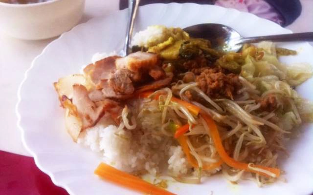 Quán Ăn Vy Vy - Cơm Bình Dân