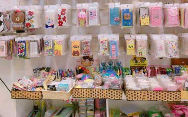 We Love Cartoon & Pretty Little House