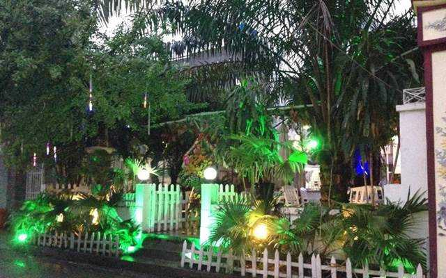 White House Coffee Garden