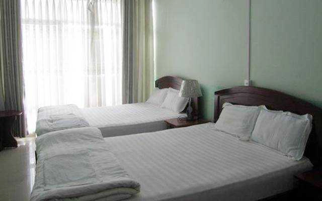 Xuân Quỳnh Hotel