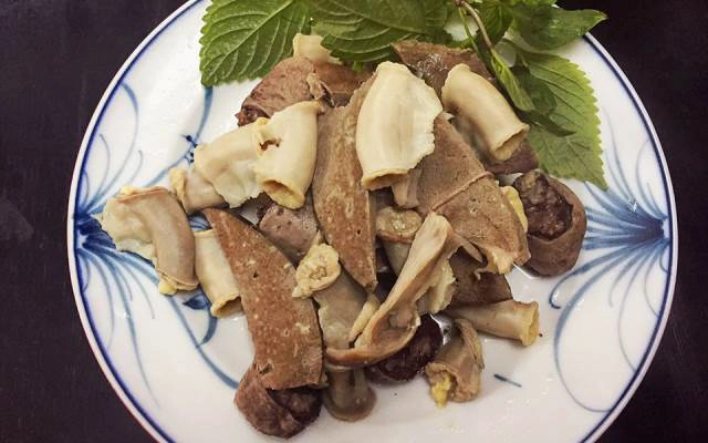 Quán Ăn Xuân Thủy Quán - Bún Đậu & Cháo Lòng