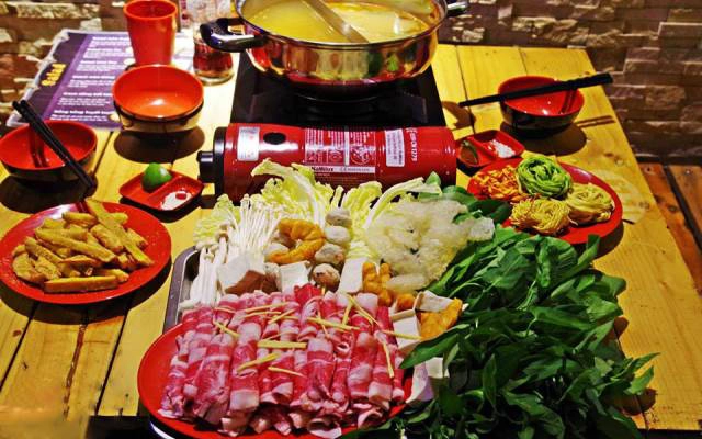 Quán Ăn Xuýt Xoa Xì Xụp - Lẩu & Chảo
