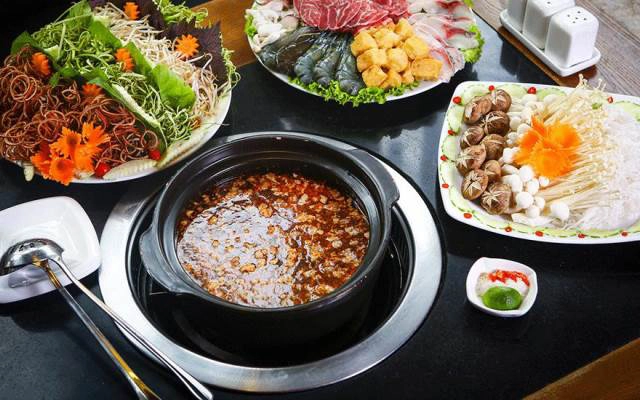 Quán Ăn Yến Nhi - Lẩu Hải Sản
