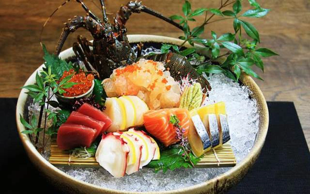 Nhà Hàng Yen Sushi & Sake Pub - Nam Kỳ Khởi Nghĩa