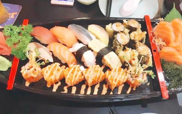 Quán Ăn Yes Sushi