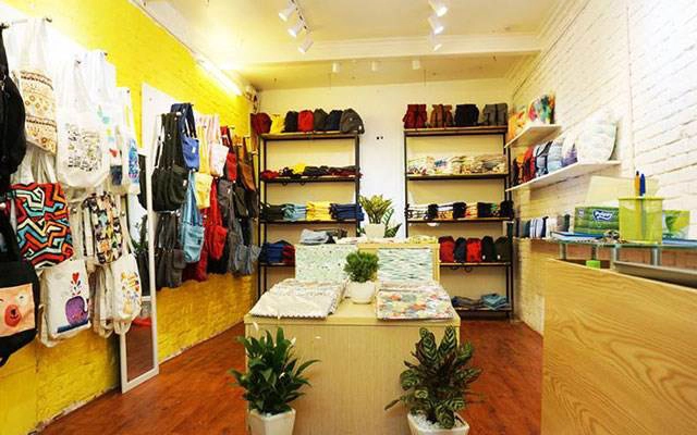 Ziczac Design - Chân Cầm