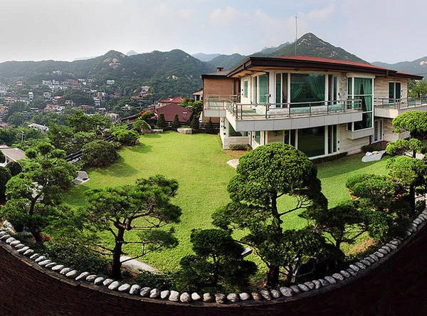‘Thị trấn’ Pyeongchang-dong: Nơi sinh sống của những người giàu nhất Hàn Quốc