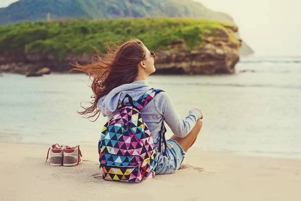 10 điều tuyệt vời bạn sẽ học được từ chuyến du lịch bụi một mình