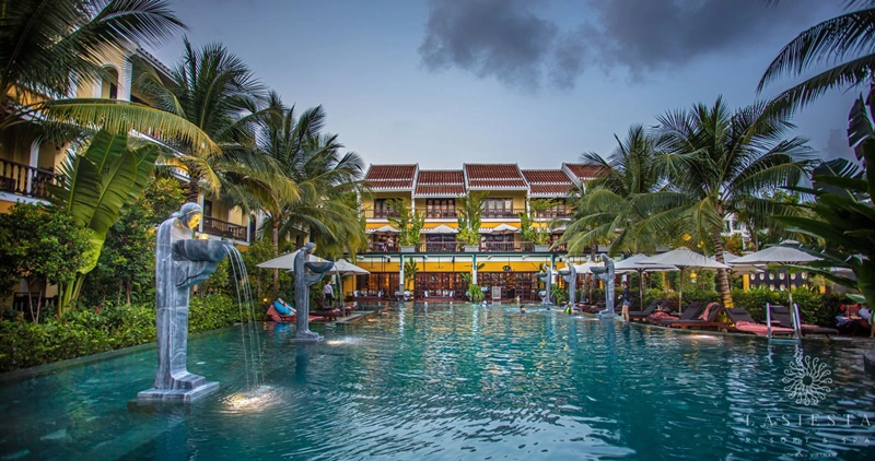 2N1Đ ở La Siesta Hội An Resort & Spa + Ăn Sáng giá chỉ 550.000 VND/khách