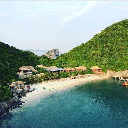 5 bãi biển ngay gần Hà Nội để 99er bồi bổ “vitamin sea” sau kỳ thi