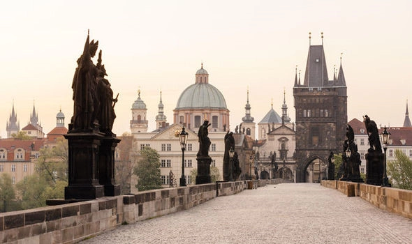 5 điều không thể bỏ qua để có chuyến đi hoàn hảo tới Praha