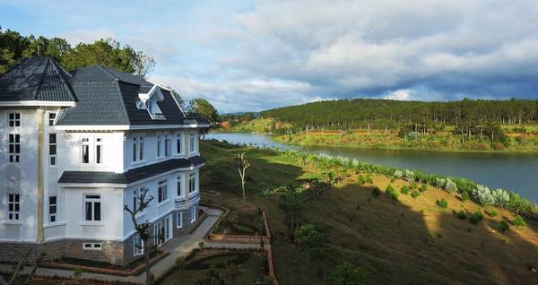 7 khách sạn Đà Lạt gần hồ Tuyền Lâm có view đẹp ngất ngây