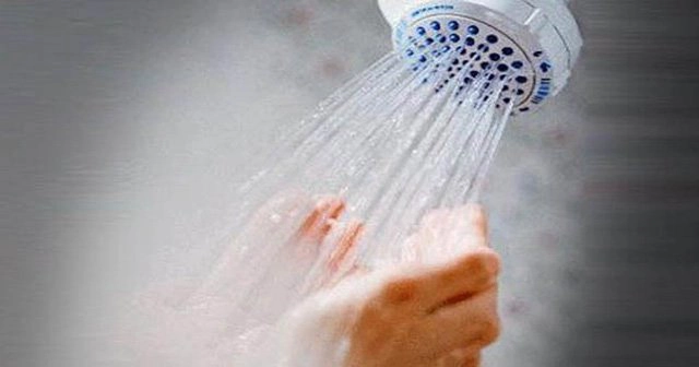 Bà bầu có nên tắm nước nóng không?