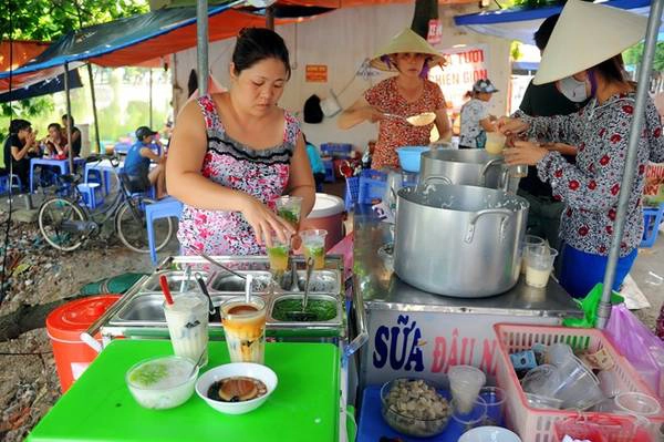 Bán sữa chiên, tào phớ ở Hà Nội thu 20 triệu mỗi ngày