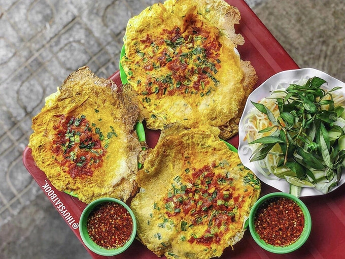 Bánh ép lạ miệng của Huế