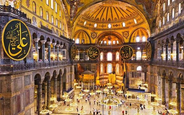 Bí mật bên trong Thánh đường Hagia Sophia