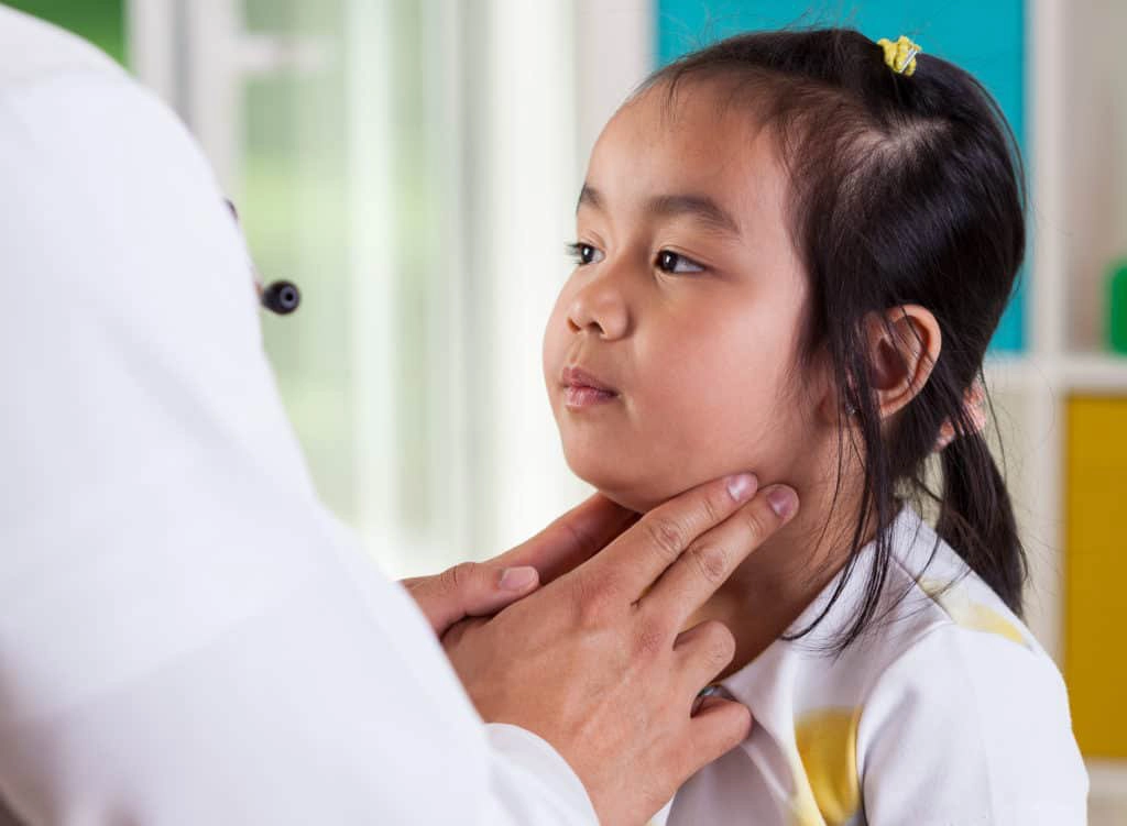 Bị quai bị uống thuốc gì?