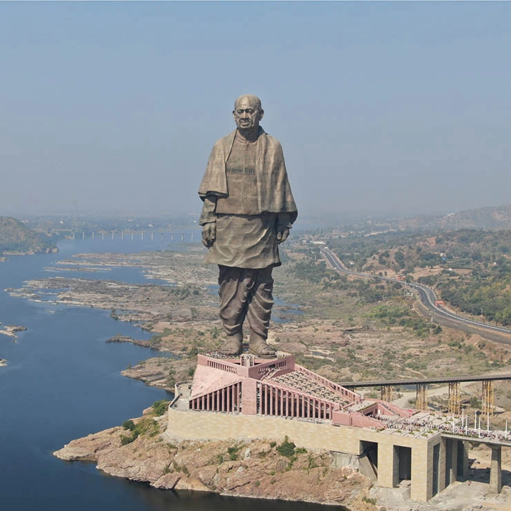 Bức tượng cao nhất thế giới tọa lạc tại Ấn Độ