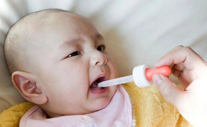 Cách bổ sung kẽm và canxi cho bé