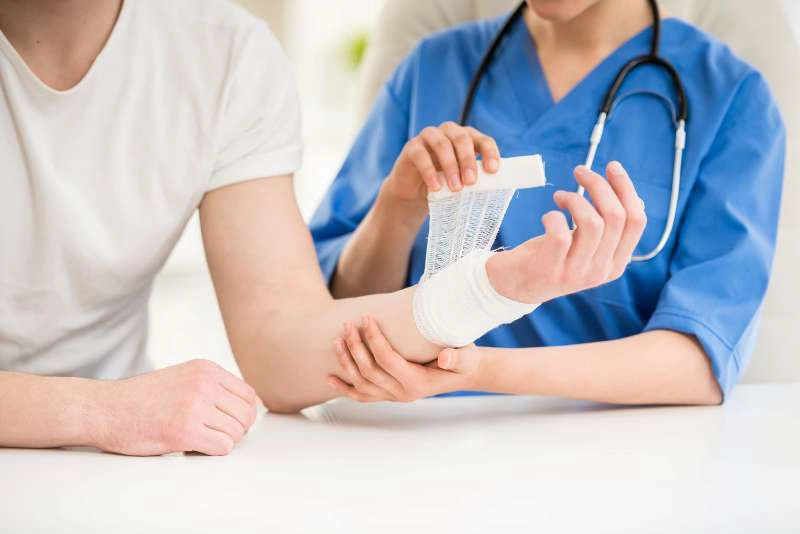 Cách chăm sóc vết thương cho người tiểu đường