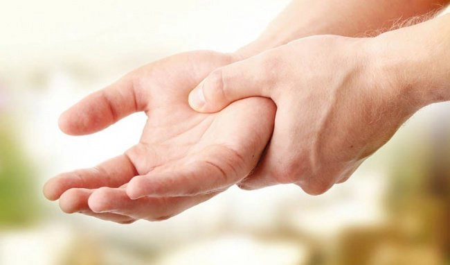 Cách giảm run tay chân khi hồi hộp