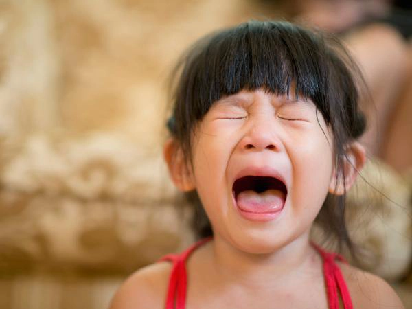 Cách hỗ trợ hành vi không phù hợp - Những cơn bùng nổ, khủng hoảng ở trẻ