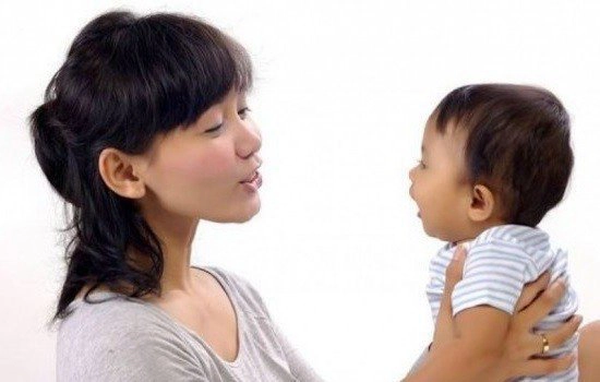 Cách kích thích giao tiếp sớm cho trẻ nhỏ