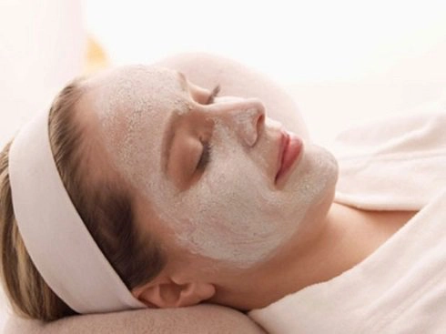 Cách làm mặt nạ cám gạo trị mụn tại nhà