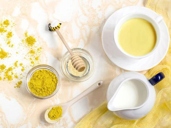 Cách làm mặt nạ mật ong trị mụn
