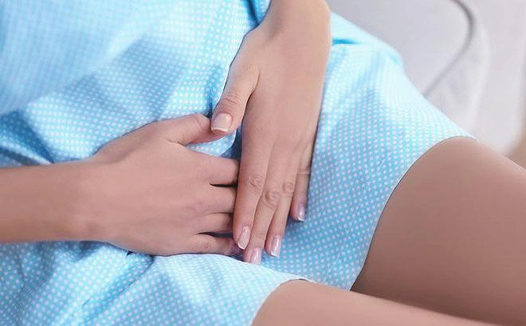 Chích áp xe tầng sinh môn
