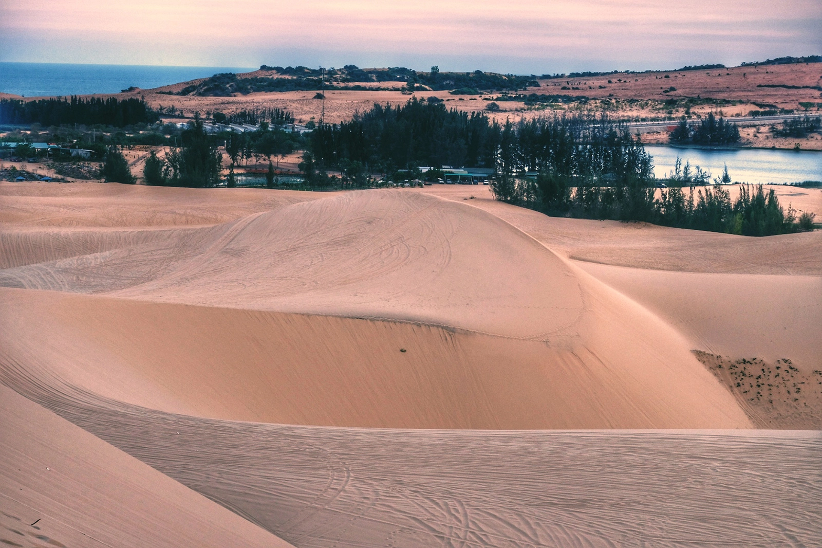 Chơi hết điểm đẹp, ăn đủ món ngon ở Phan Thiết