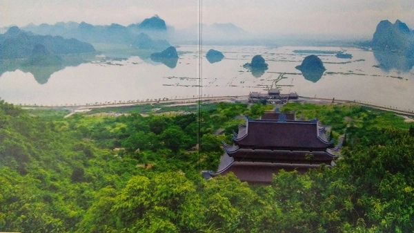 Chùa Tam Chúc uy nghiêm nơi cảnh tiên ‘Vịnh Hạ Long trên cạn’ ở Hà Nam