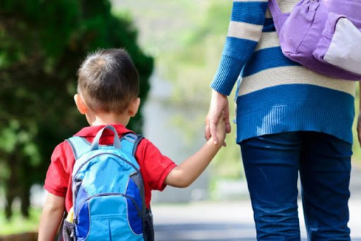 Chuẩn bị cho con bạn đi học mẫu giáo như thế nào?