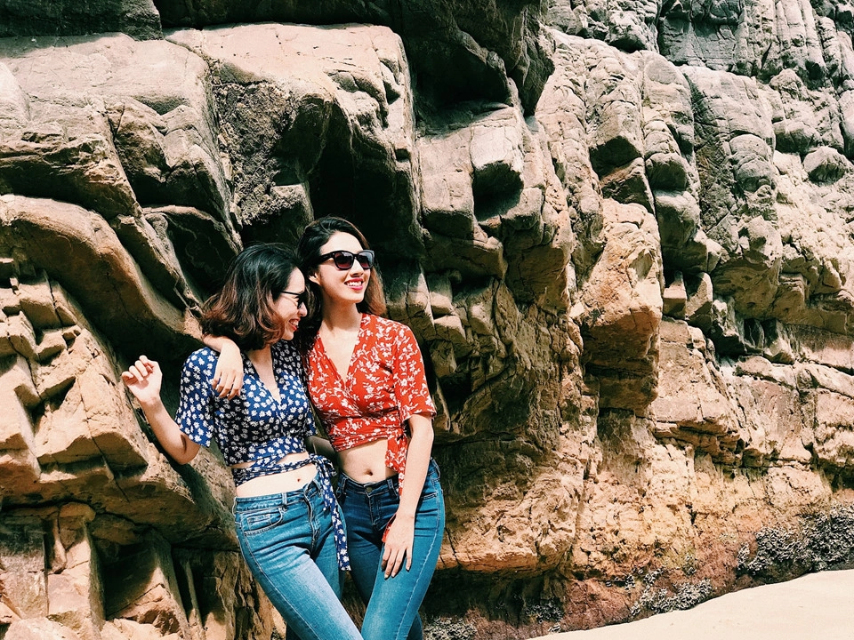 Chuyến đi thanh xuân, tìm lại tuổi trẻ của hai cô gái chạm ngưỡng 30
